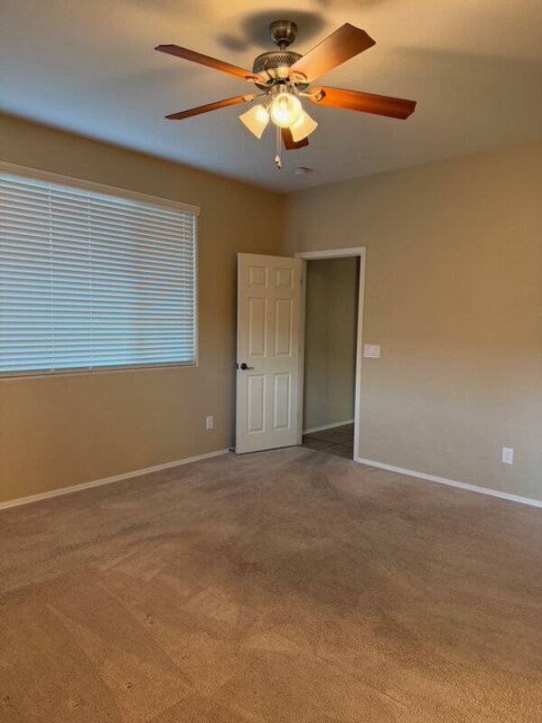 Building Photo - 2764 E Cherry Hill Dr