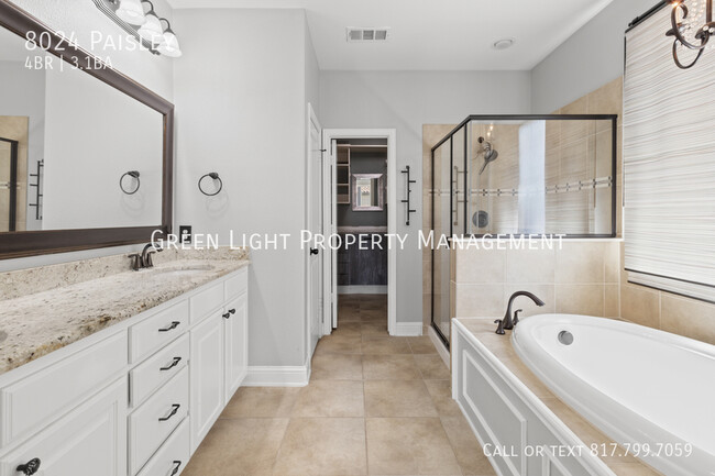 Building Photo - 8024 Paisley-