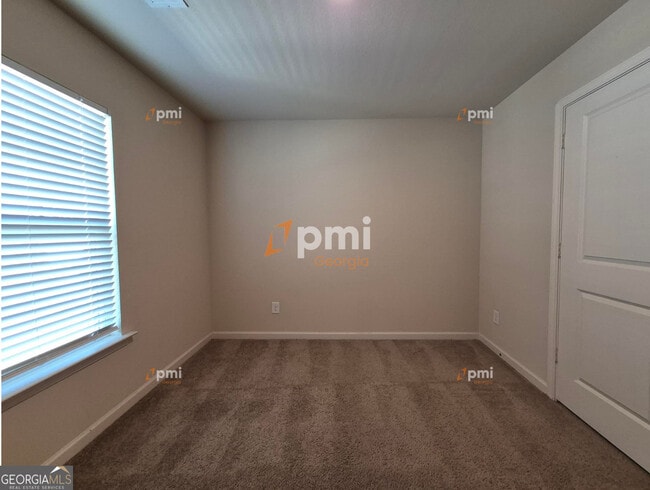 Building Photo - 533 Moline Wy