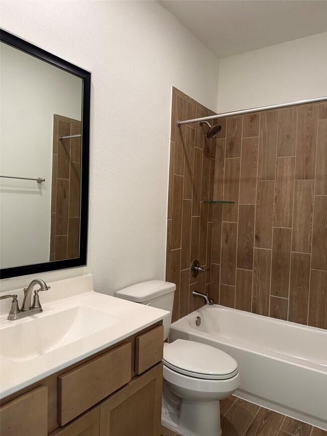 Building Photo - 1442 Shaded Rock Dr