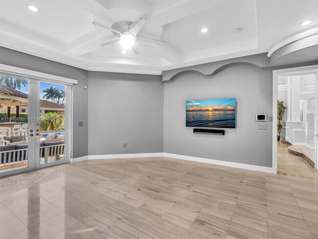 Building Photo - 922 Washington St