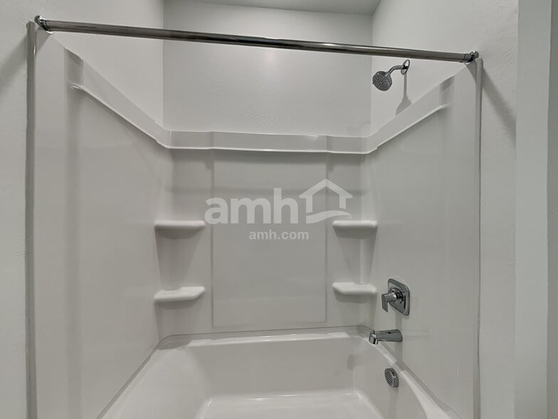 Building Photo - 13094 N Honest Endeavor Wy