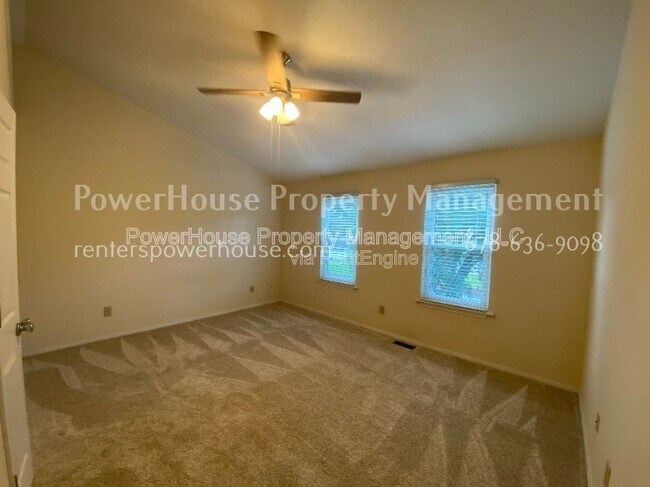 Building Photo - 4725 Carversham Way