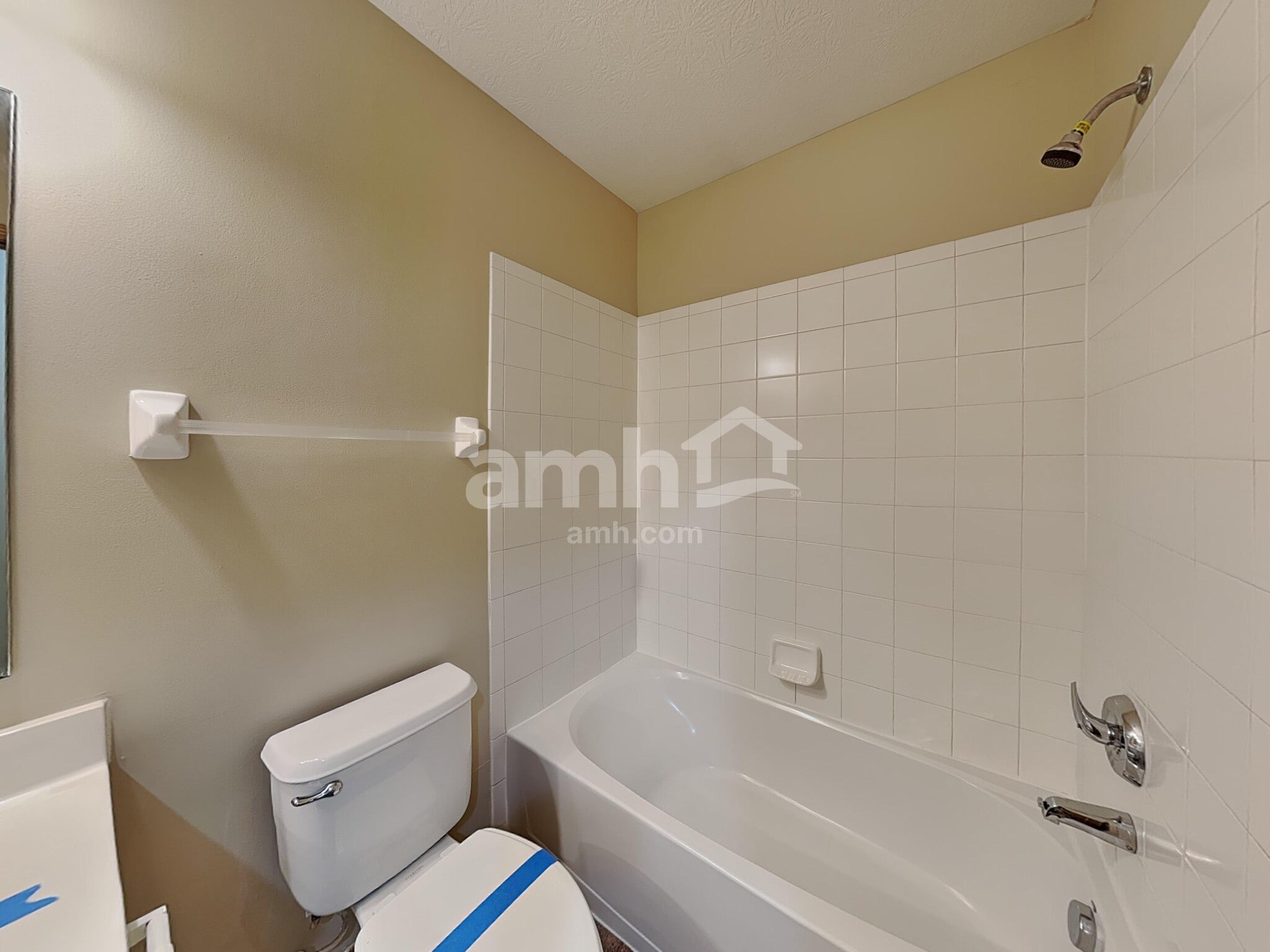 Building Photo - 3894 Snowshoe Ave