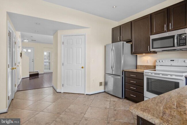 Building Photo - 4384 Sutler Hill Square