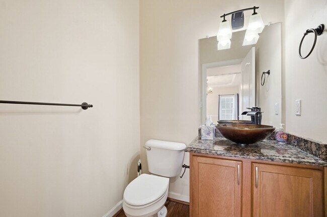 Building Photo - Quailshire Estates 4 Bed, 2.5 Bath Home in Chesapeake, VA