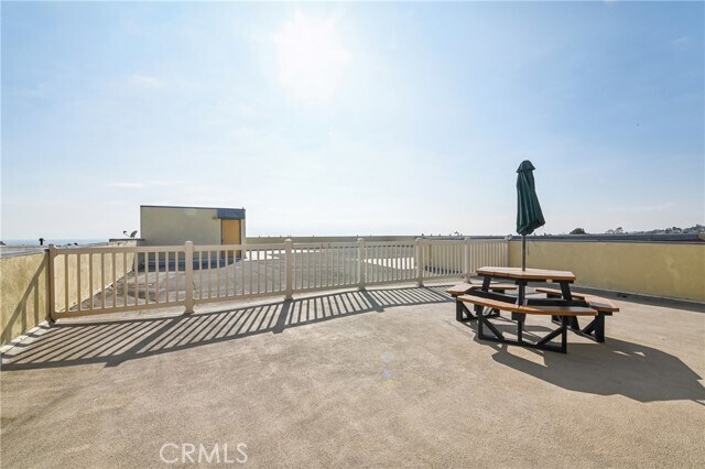 Building Photo - 1707 Pacific Coast Hwy