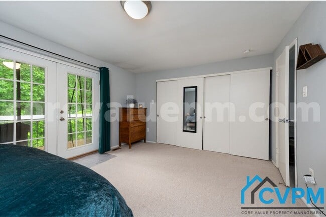 Building Photo - 11863 New Country Ln