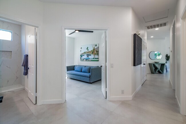 Building Photo - 67568 S Laguna Dr