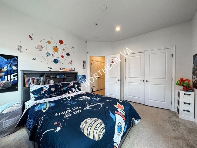 Building Photo - 3190 Yeager Dr