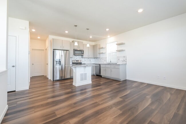 Building Photo - 4748 N Tower Ct