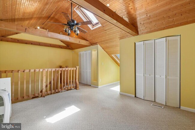 Building Photo - 156 Eaton Dr