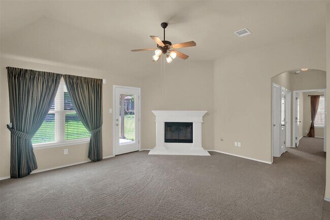 Building Photo - 11017 Casitas Dr