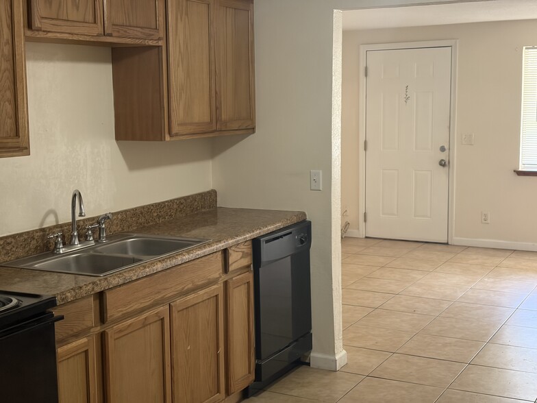 Building Photo - Blair Place Apartments