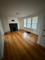 Building Photo - 8436 Burns Ave