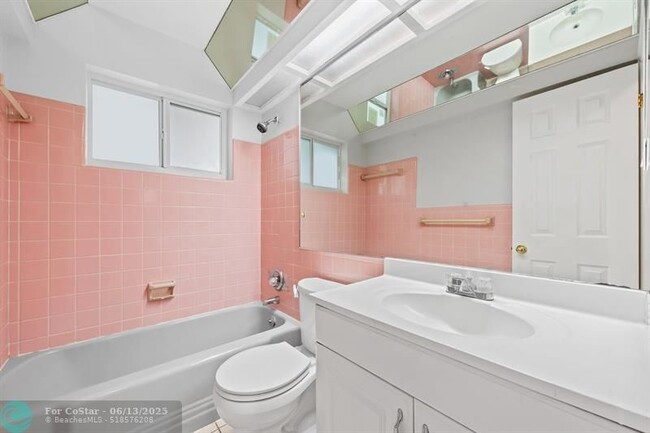 Building Photo - 481 NW 47th St