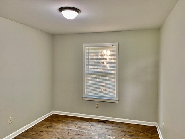 Building Photo - 6316 Walden Ave