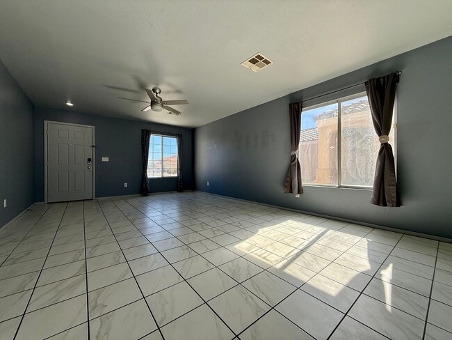 Building Photo - Northwest/Centennial Hills - 3BD SINGLE STORY HOME, GRANITE COUNTER TOPS, STAINLESS STEEL APPLIAN...