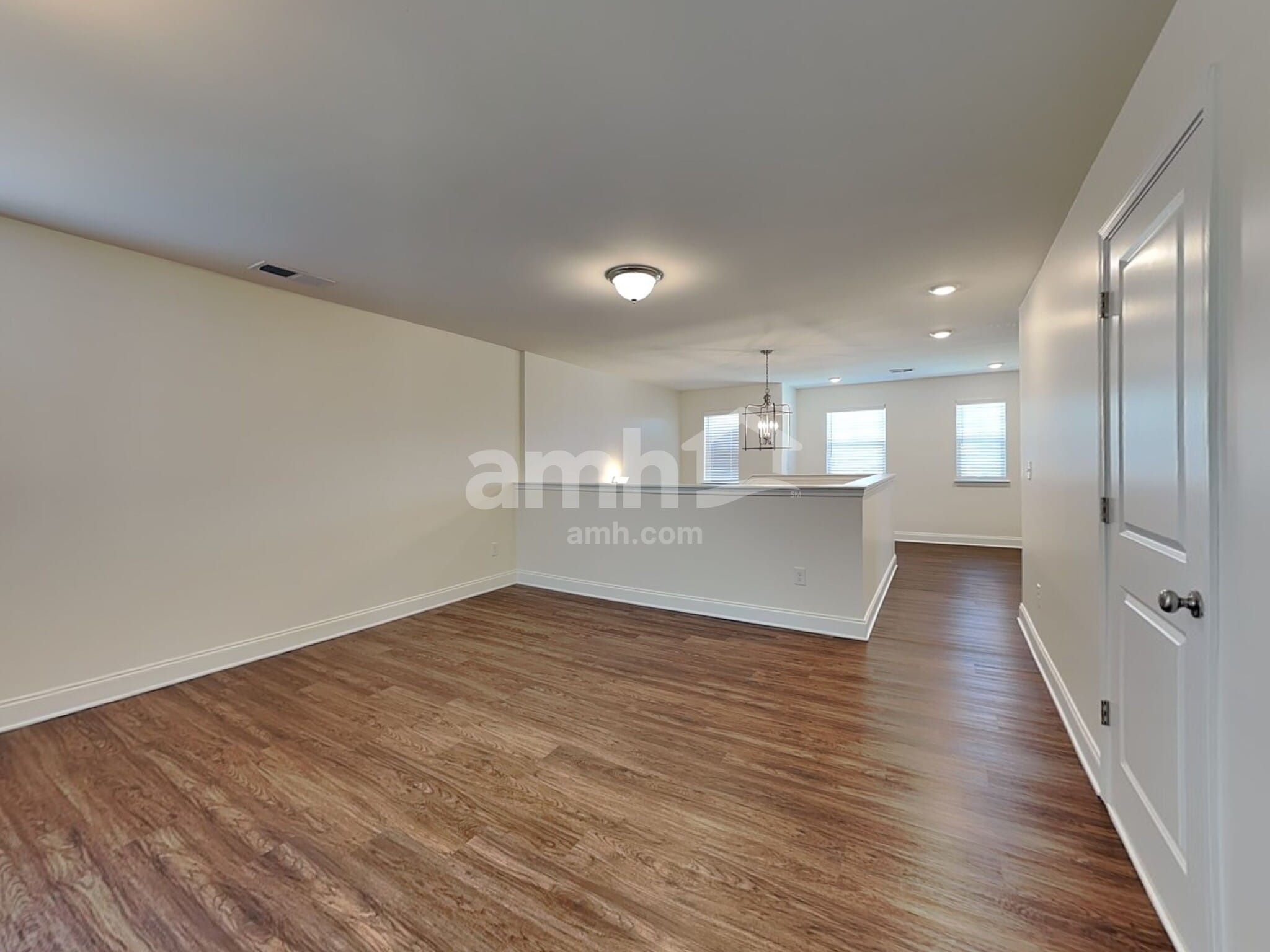 Building Photo - 4905 Canyon Creek Way