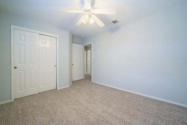 Building Photo - 2600 Theresa Blanchard Ln