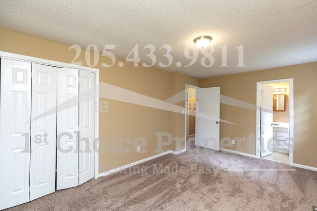 Building Photo - 1620 5th Pl NW