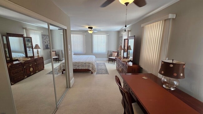 Building Photo - 34 N Montgomery Ave