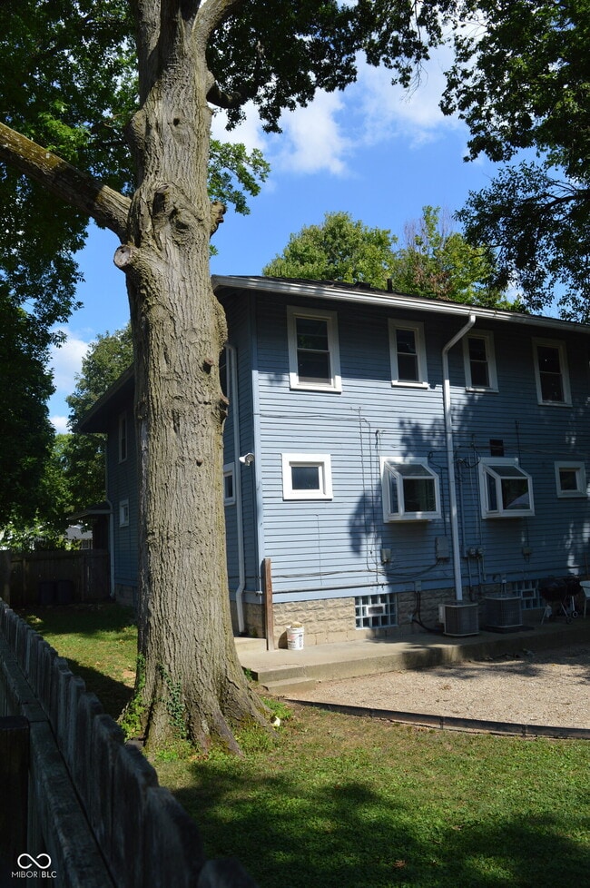 Building Photo - 6048 N College Ave