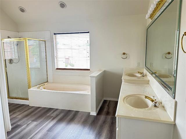 Building Photo - 17348 Remington Park Cir