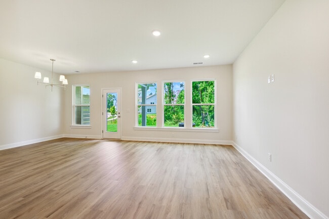 Building Photo - 109 Alluvium Ln