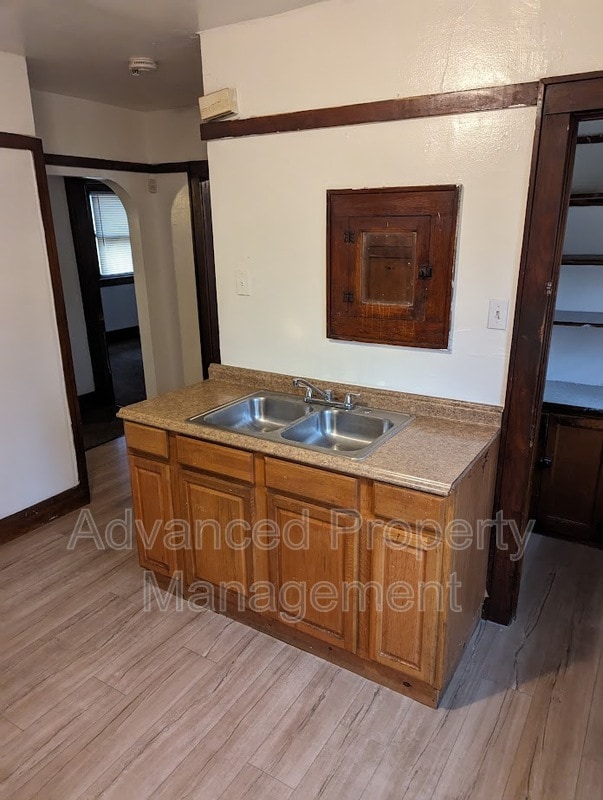 Building Photo - 4023 N 24th Pl