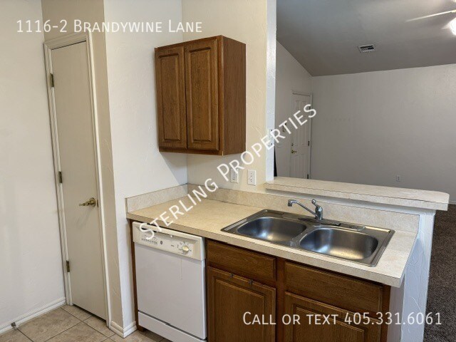Building Photo - 1116-2 Brandywine Ln