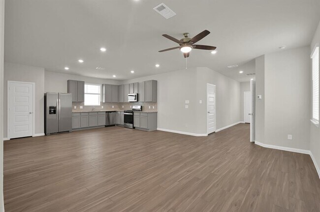 Building Photo - 13244 Musky Dr