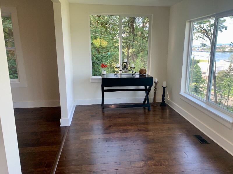 Building Photo - 9750 NW Rosaria Ave