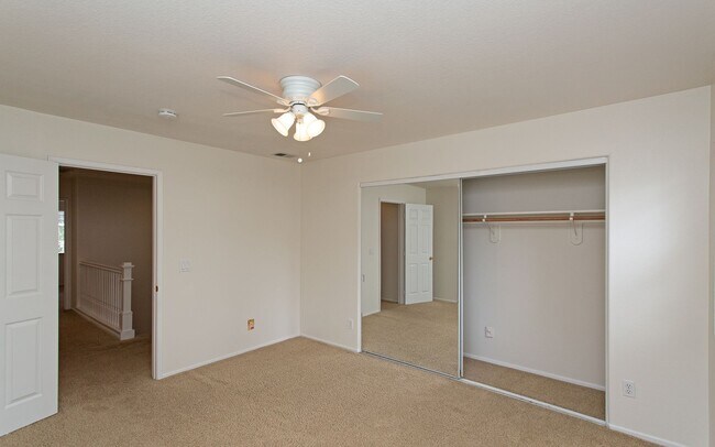 Building Photo - 2159 Island Shore Way