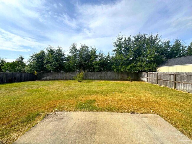 Building Photo - 5560 Tucker Circle