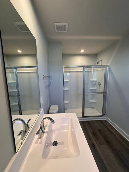 Building Photo - 203 Maggys Wy