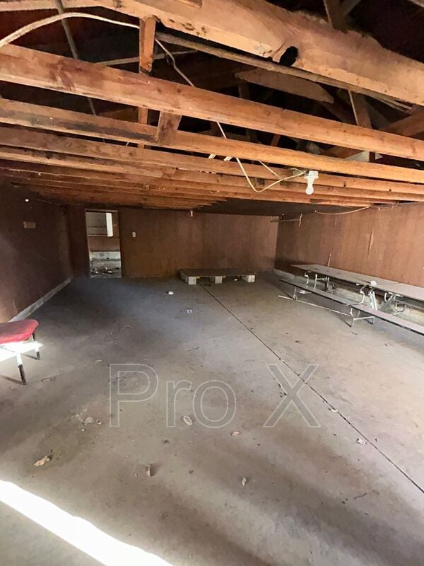 Building Photo - 606 Rose Harris St