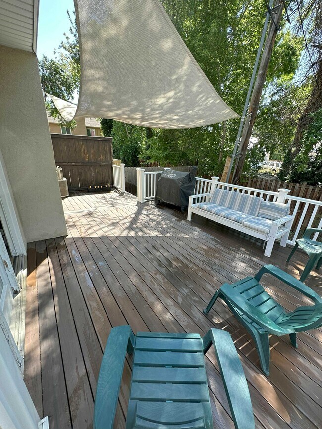 Building Photo - 776 E Scott Ave