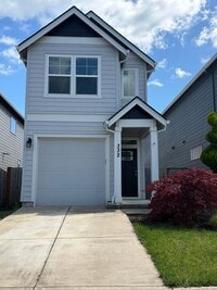 Building Photo - Lovely Home in Newberg's Riverfront Neighborhood