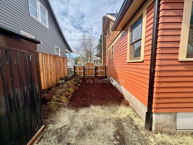 Building Photo - 7300 N Mobile Ave