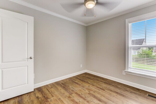 Bedroom 2 - 4112 Cobble Ct