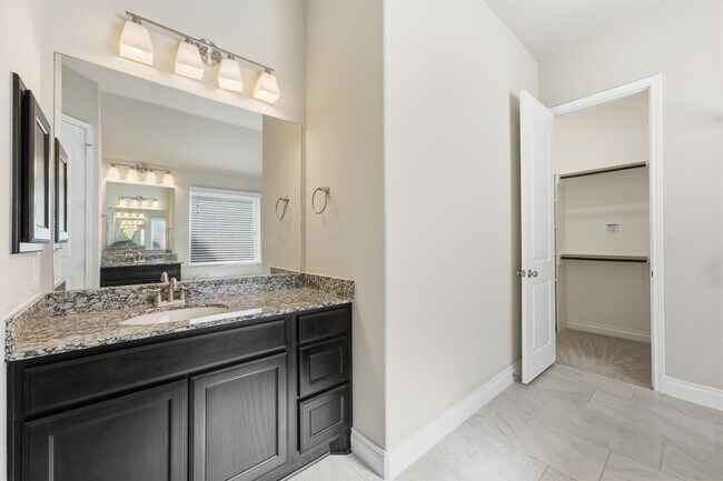 Building Photo - 3338 Sterling Breeze Ln