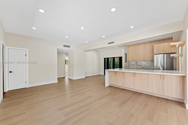 Building Photo - 4144 Alton Rd