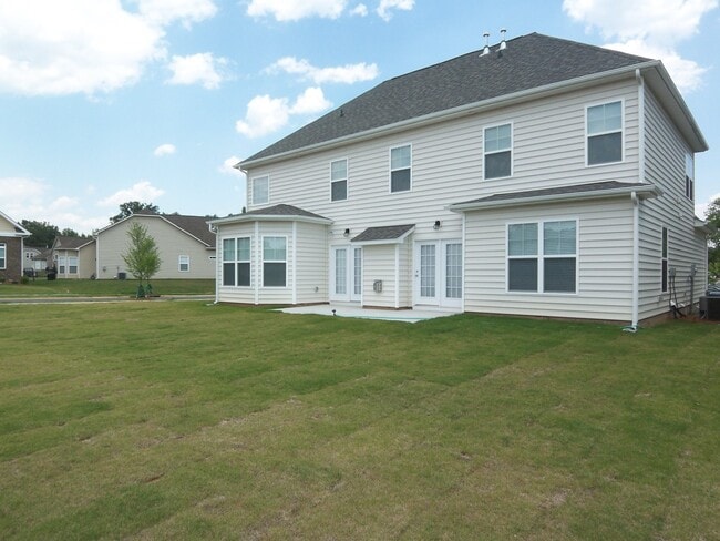 Building Photo - Immaculate 4/3 Home in Cureton! COMING SOON!