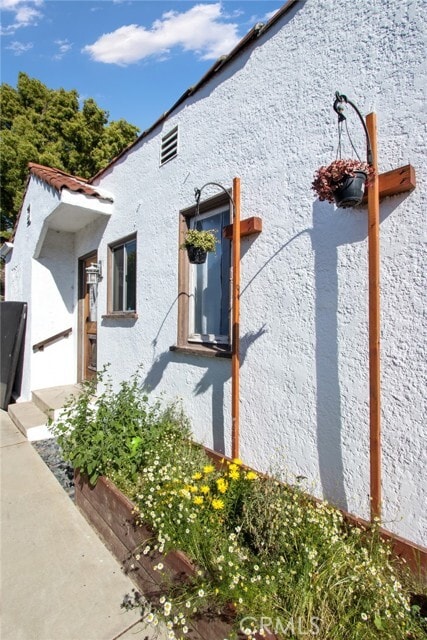 Building Photo - 211 N Frederic St