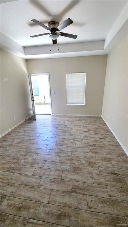 Building Photo - 5007 N Hiawatha Dr