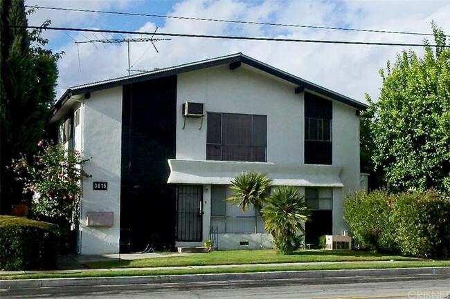 Building Photo - 3815 W Verdugo Ave