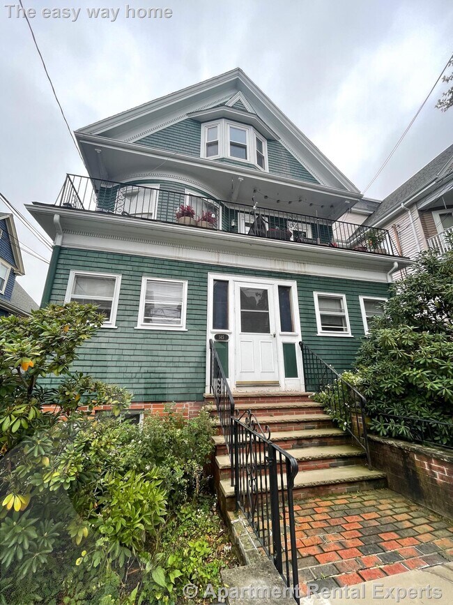 Building Photo - 145 Lowell St