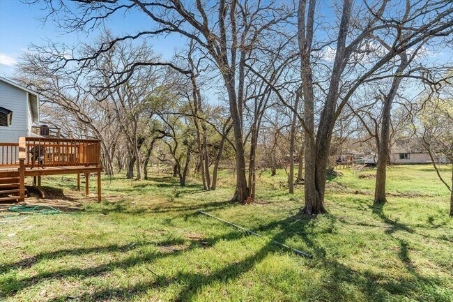 Building Photo - 2511 Shiloh Dr