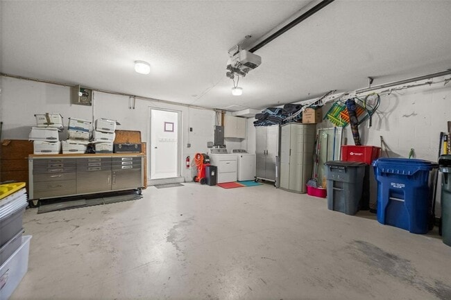 Building Photo - 804 Sorrento Pl